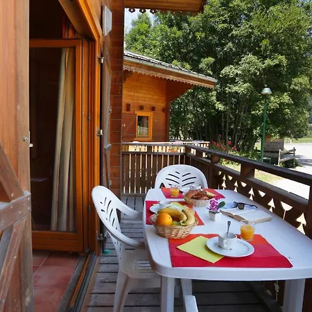 Residence Nemea Les Chalets Du Bois De Champelle Morillon Exterior photo