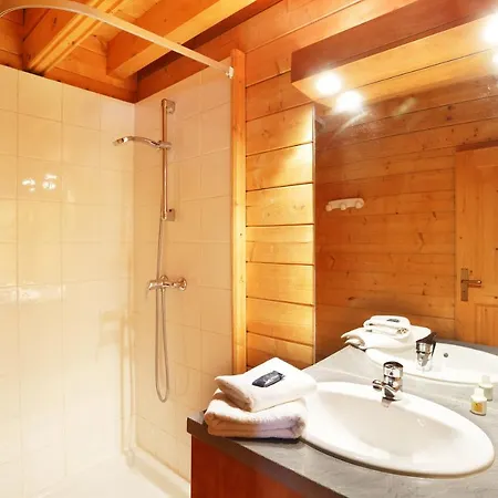 Residence Nemea Les Chalets Du Bois De Champelle Morillon Exterior photo